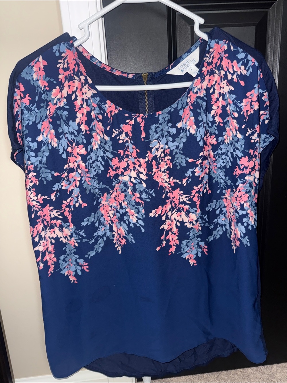 Maggy London Navy Floral Cascade Short Sleeve Blouse